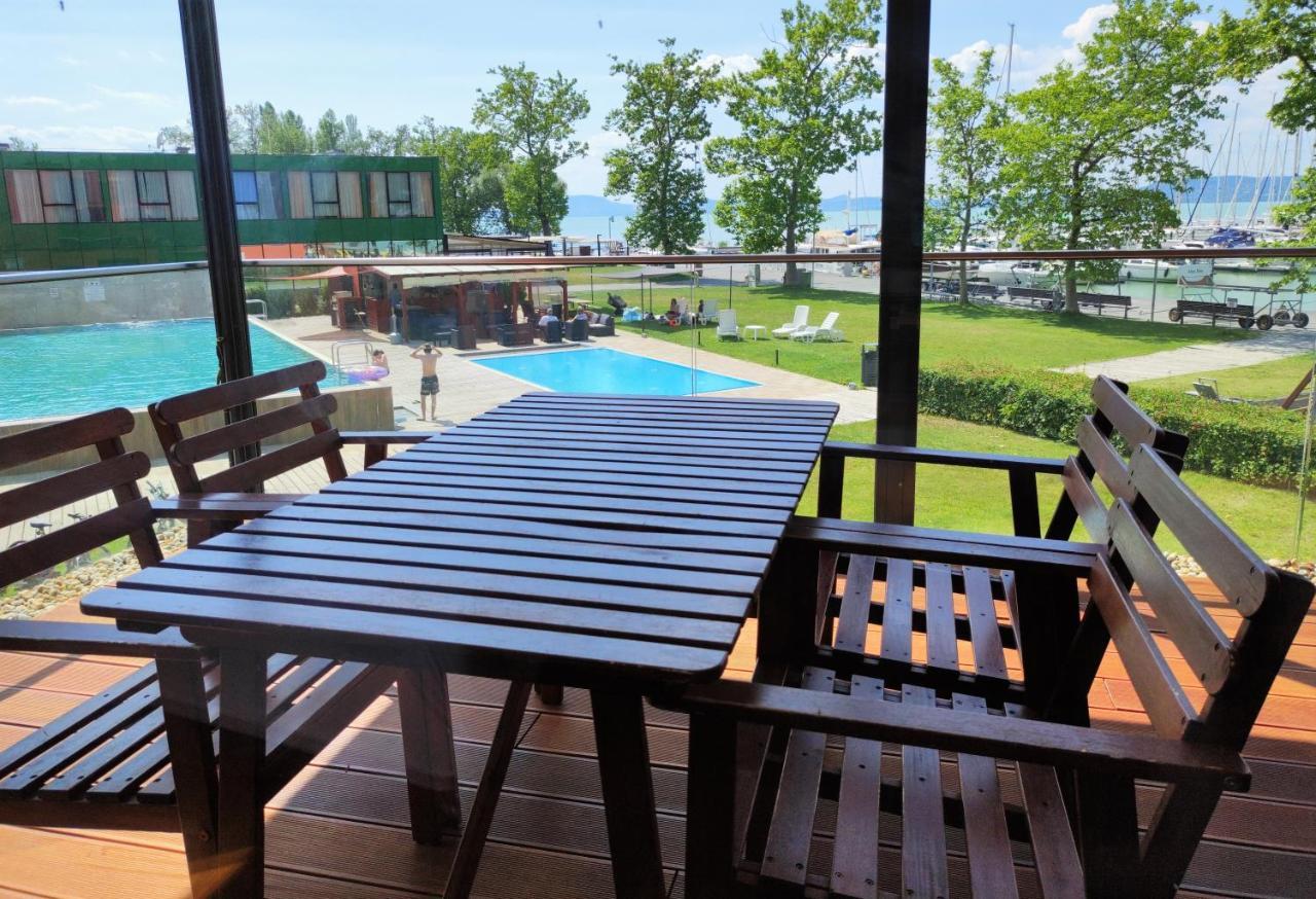 Soleil Apartmanok Balatonlelle Esterno foto