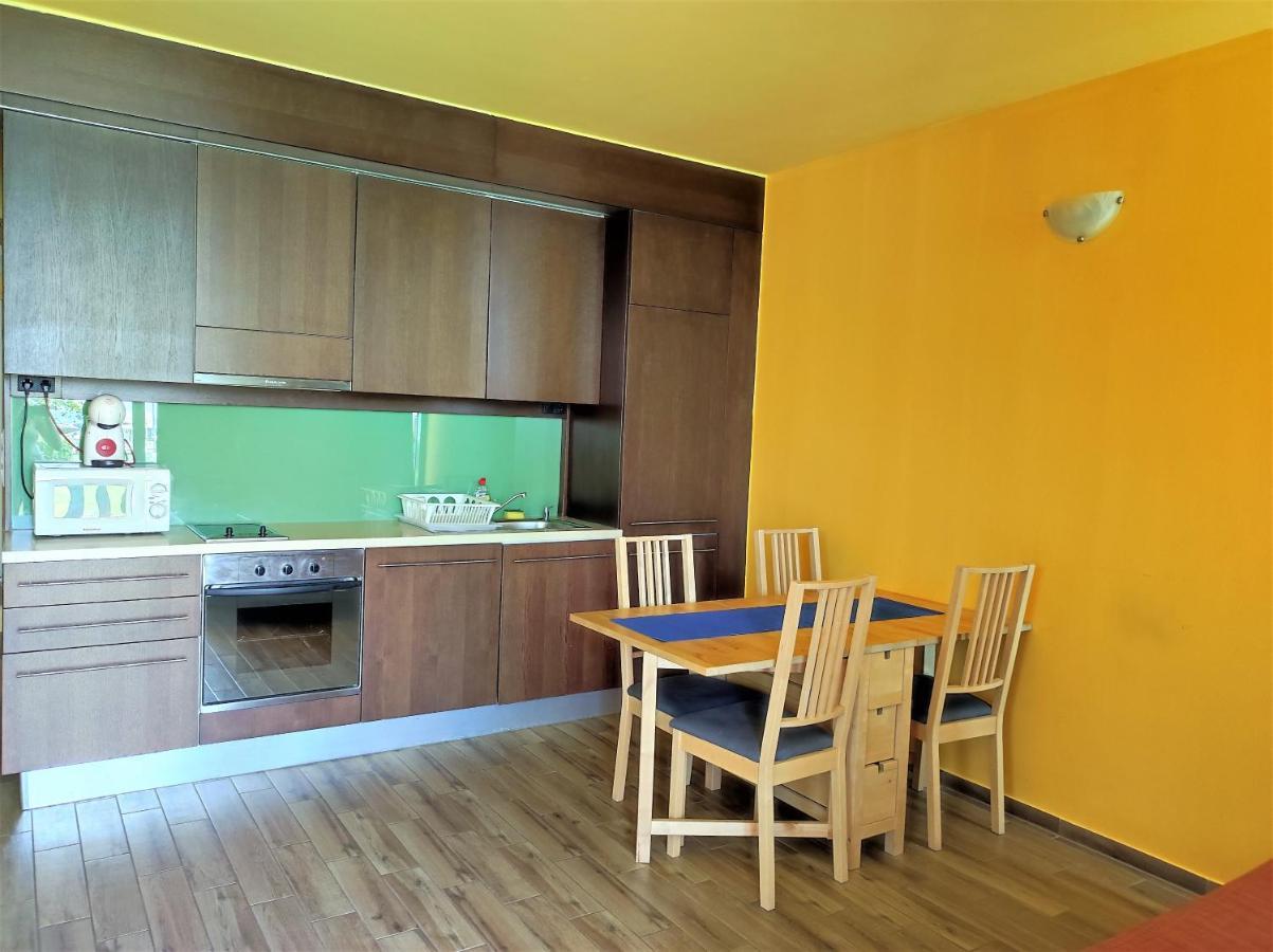 Soleil Apartmanok Balatonlelle Esterno foto